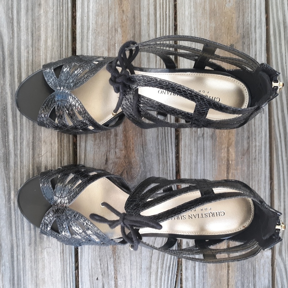 Shoes - Picture 4 of 6